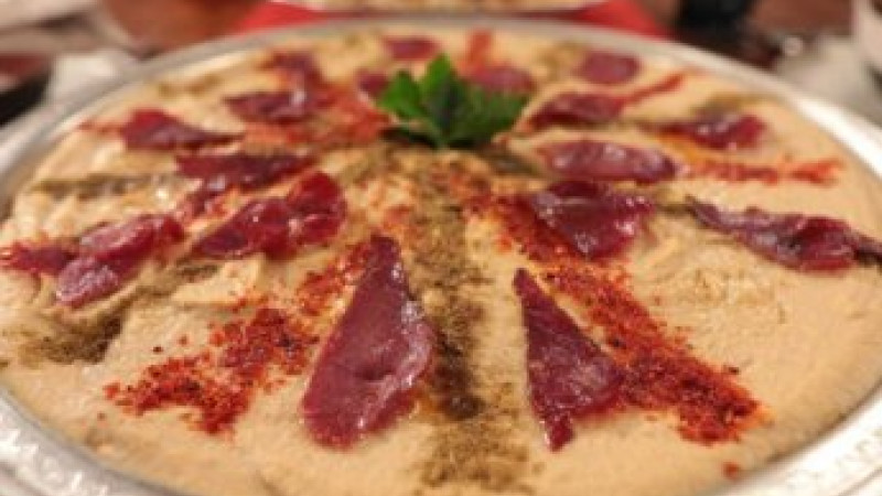 Pastırmalı Humus Tarifi Pastırmalı Humus Tarifi
